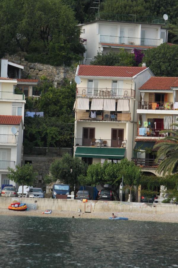 Apartments By The Sea Podgora, Makarska - 6670 Buitenkant foto